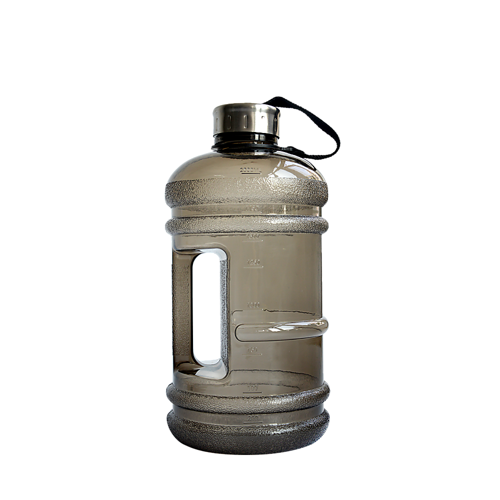 Plastic water bottle 
