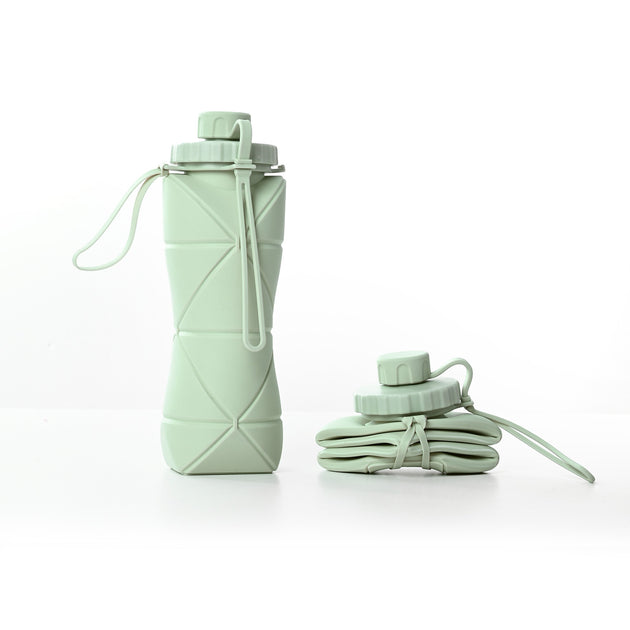 Green collapsible water bottle 